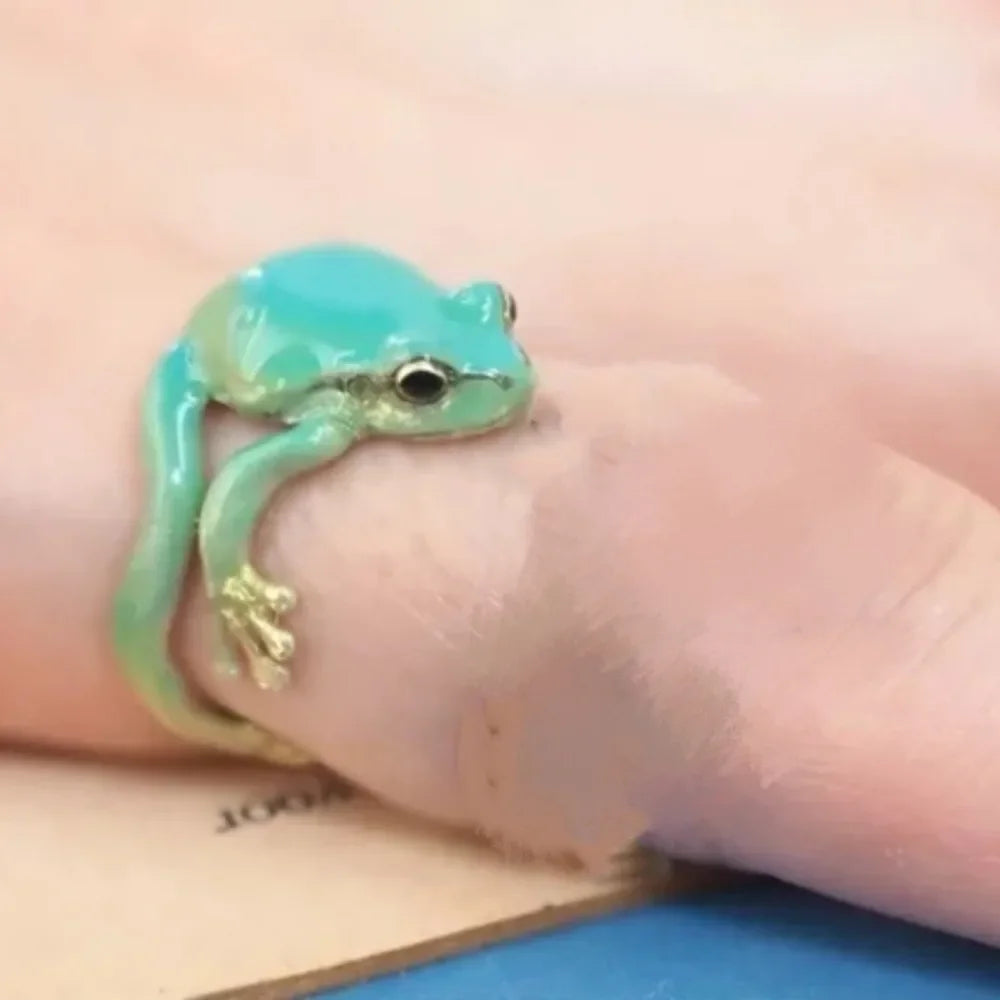 Cute Green Tree Frog Adjustable Ring