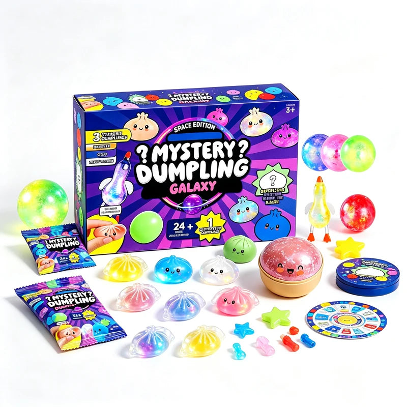 Eine Schachtel mit Mystery Dumpling Galaxy Squishy-Spielzeug und mehreren losen bunten Fidget-Dumplings.