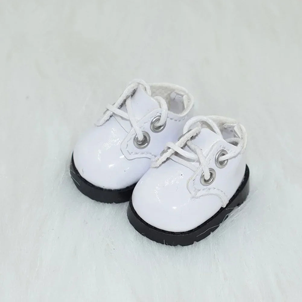 Pair of white casual sneakers designed for 17cm Labubu dolls