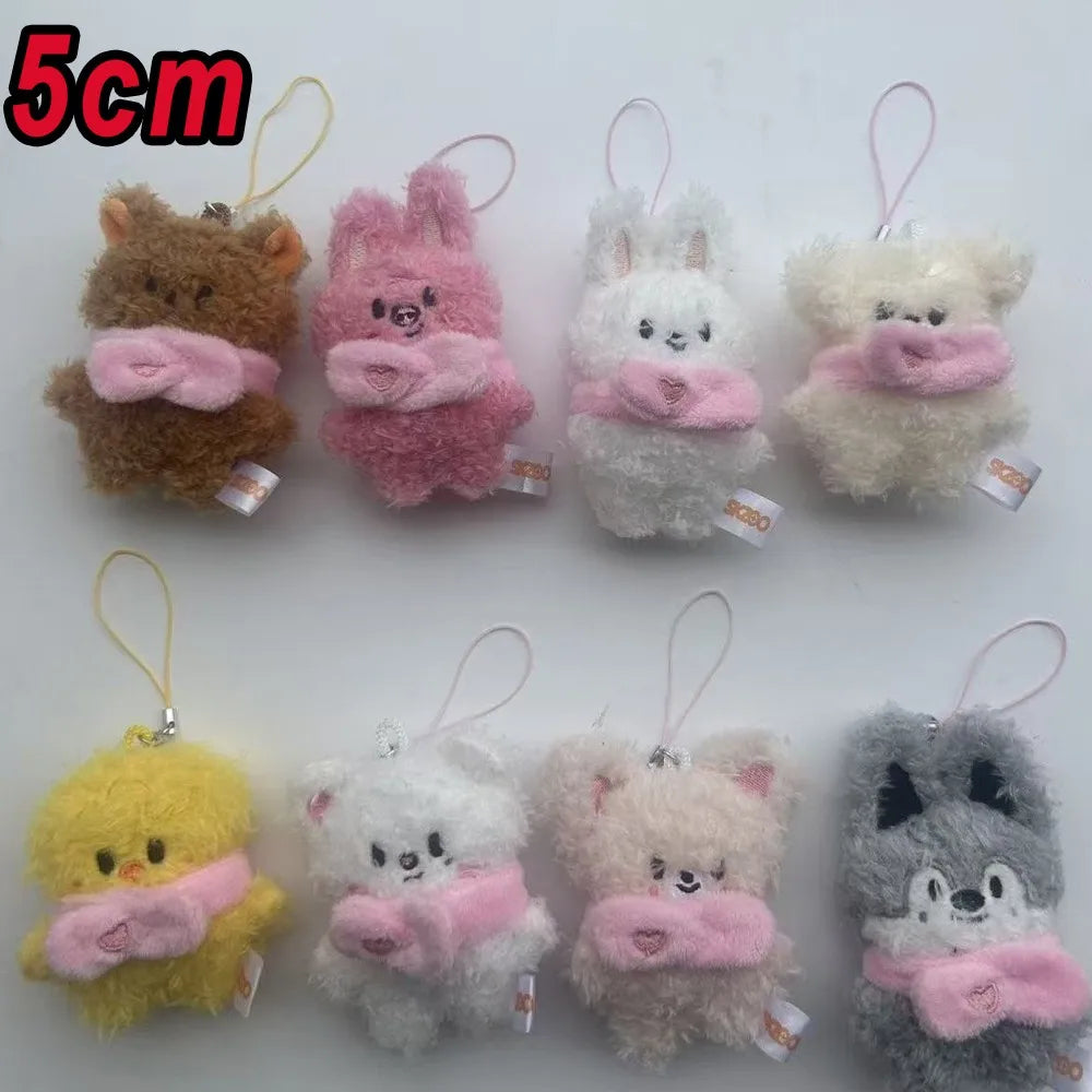 Adorable Plush Cartoon Keychain – Soft Pink Mini Pendant