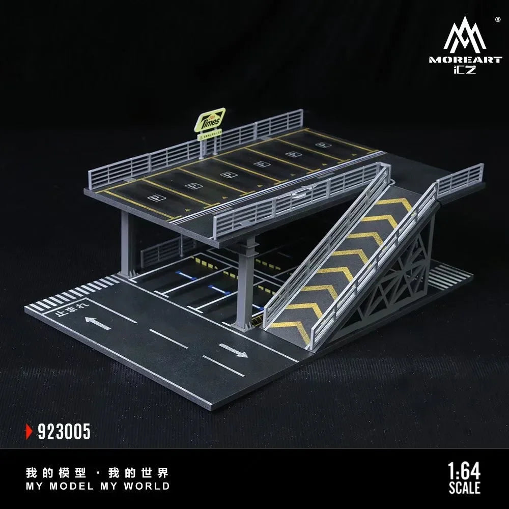 A 1:64 scale mini garage diorama featuring a black and yellow racetrack structure for diecast cars.