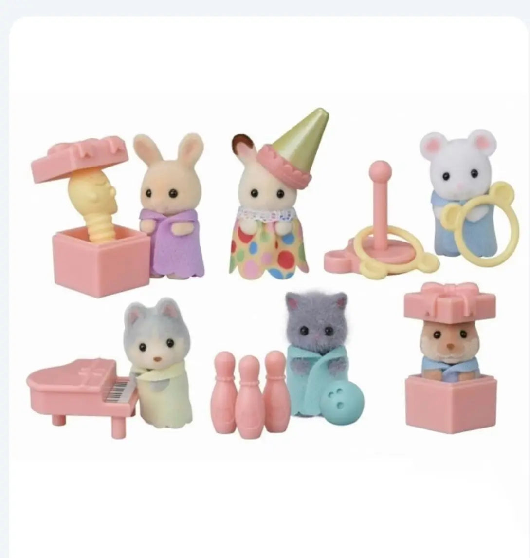 Sylvanian Families Miniature Kitchen Playset with Surprise Baby Dolls