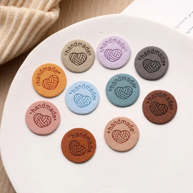 Round PU Leather Labels with Embossed Design for DIY Crafts