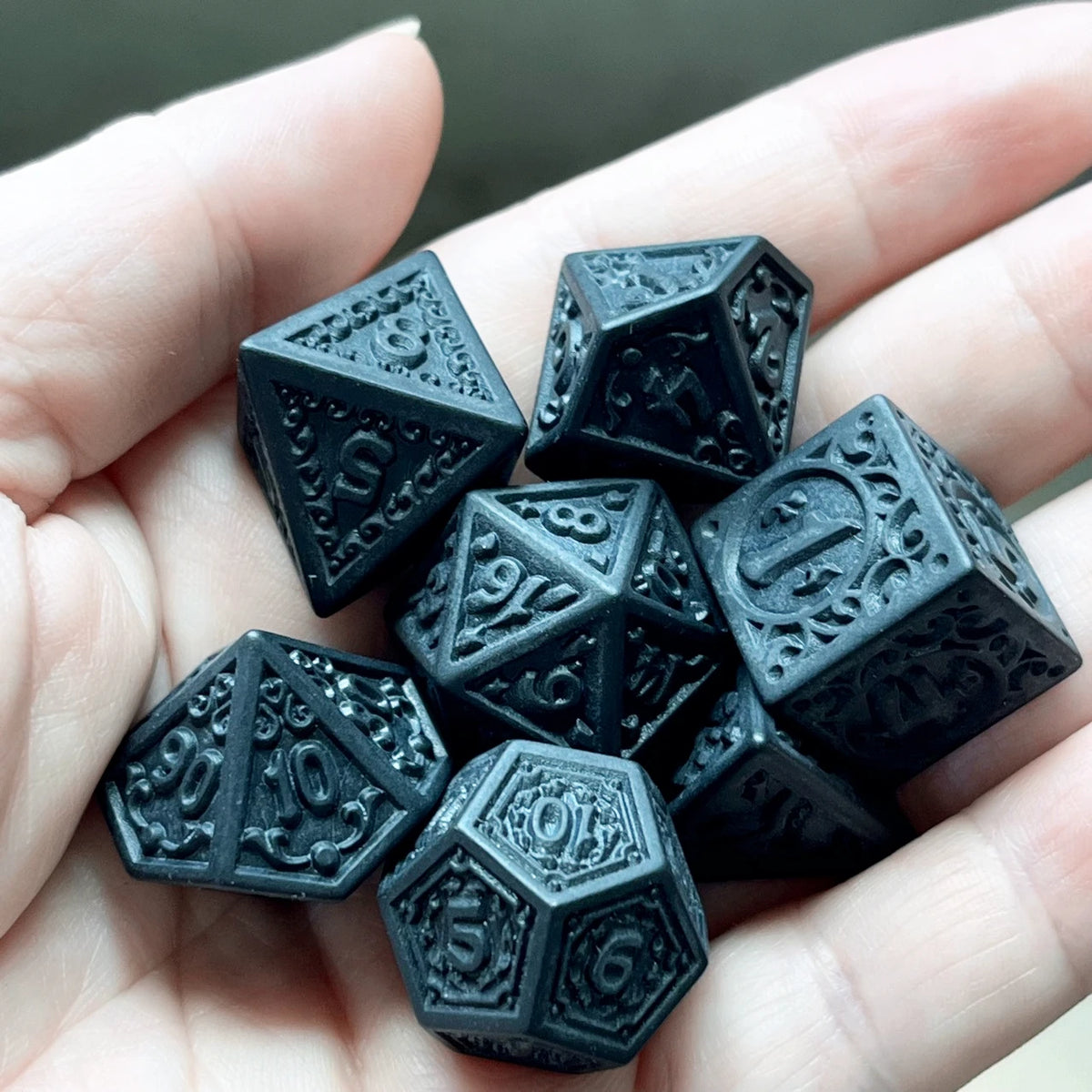 Vintage Retro Polyhedral Dice Set for Tabletop RPG Gaming