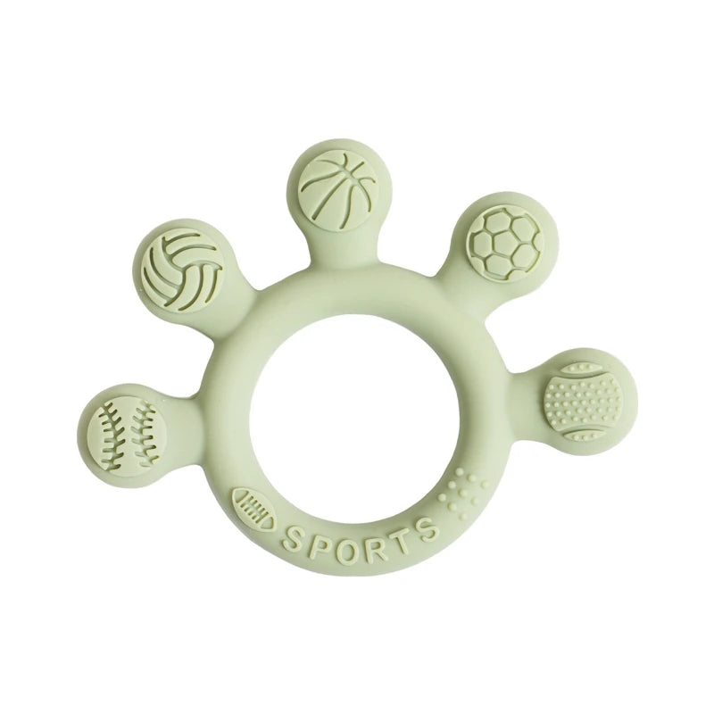 Hellgrinneres Silikon-Teether-Ring mit Sportmotiven wie Basketball, Fußball und Baseball.