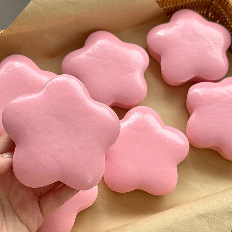 Rosa weiche, stachelige Sternform-Stressballspielzeug in einer Kartonverpackung