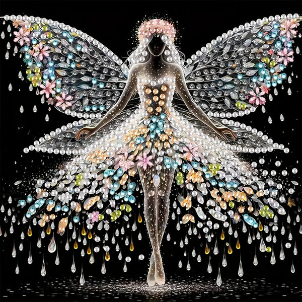 Ilustración detallada de un hada con alas iridiscentes y un vestido brillante de perlas y flores de cristal.