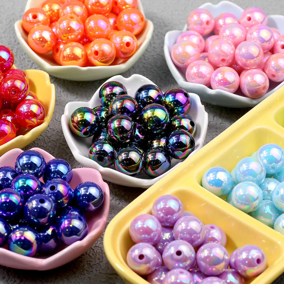 Iridescent Acrylic Round Beads for Jewelry Making (16mm, 20-Pack)