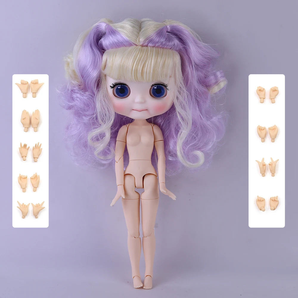 A blonde doll with purple hair and large blue eyes is shown alongside various hand accessories.