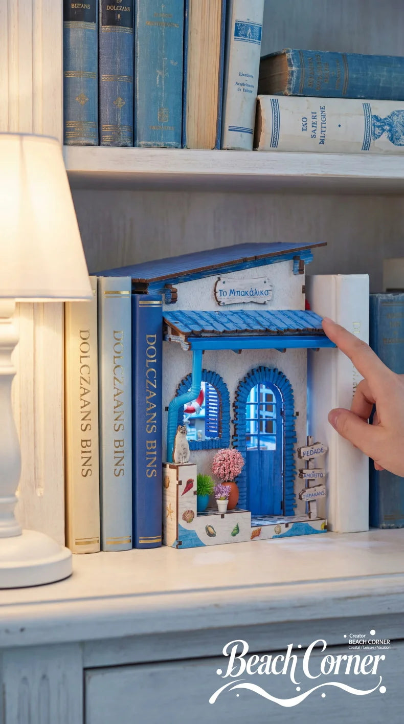 Beach Corner Book Nook Kit – Wooden Miniature Bookend with LED Light