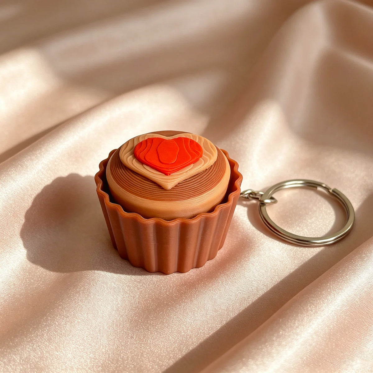 Cute Cartoon Cake Fidget Keychain – Stress Relief Clicker Toy