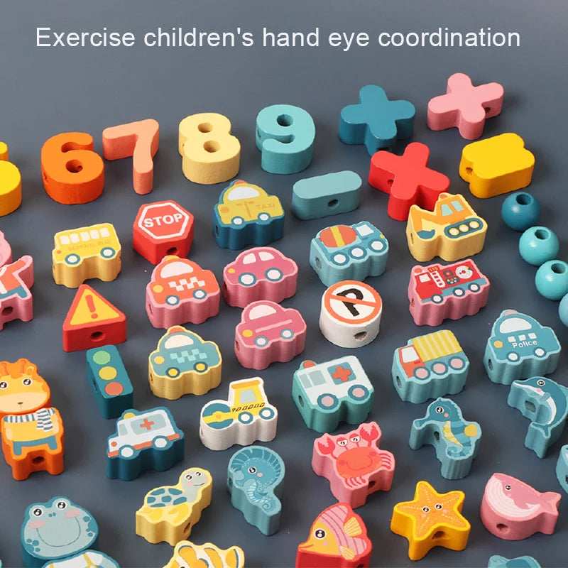 Perles à lacer en bois colorées et puzzles conçus pour exercer la coordination œil-main des enfants.