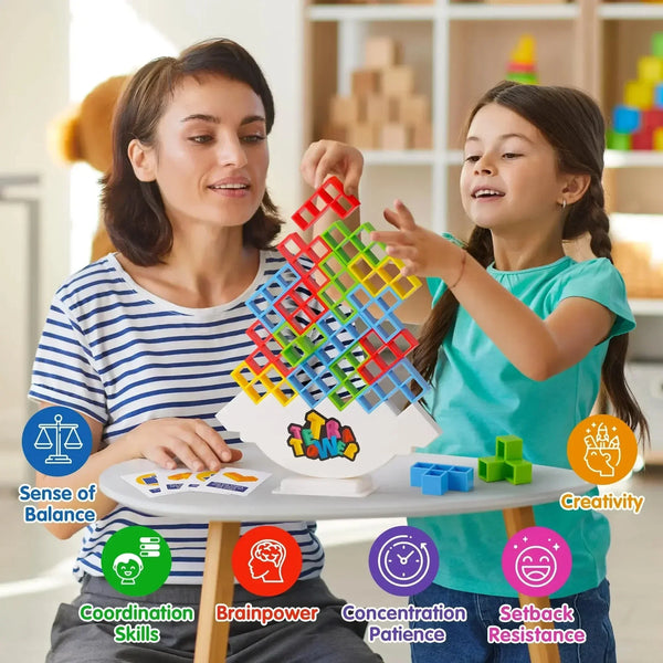 Una mujer y una niña juegan con bloques de construcción Tetra de colores para desarrollar habilidades de coordinación.