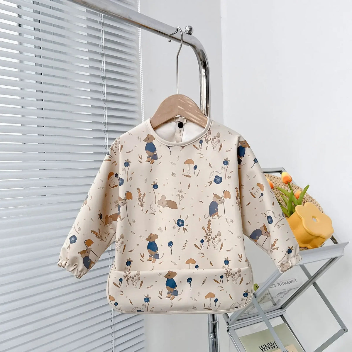 Waterproof Baby Feeding Bib with Long Sleeves