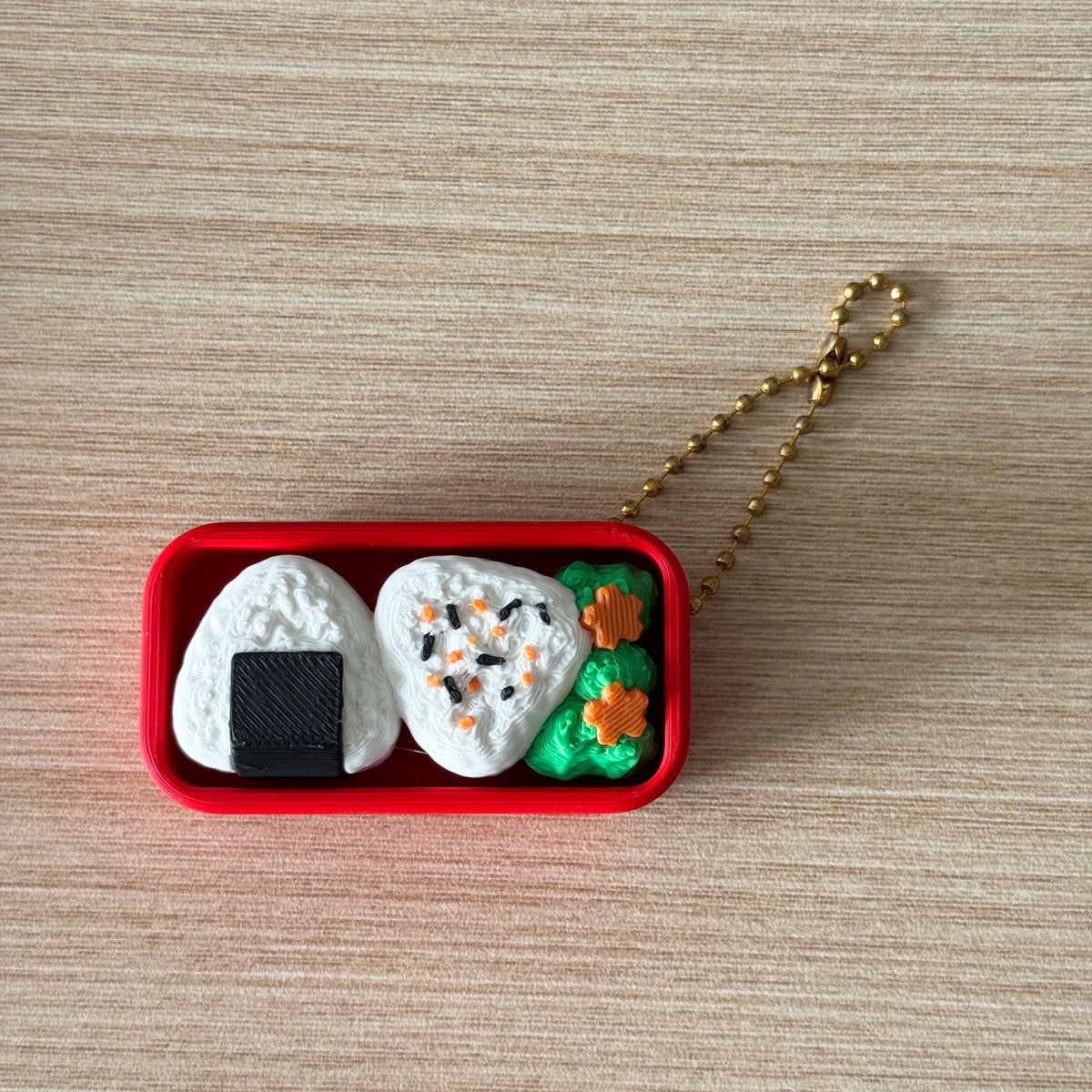 Cute Cartoon Cake Fidget Keychain – Stress Relief Clicker Toy
