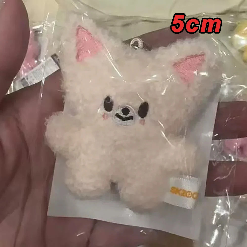 Adorable Plush Cartoon Keychain – Soft Pink Mini Pendant