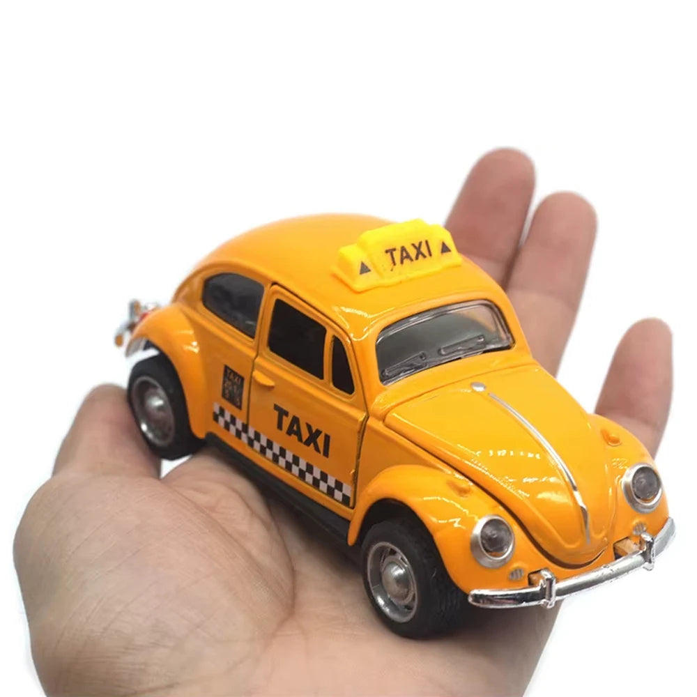 Classic Volkswagen Beetle Die-Cast Model Car with Pull-Back Action