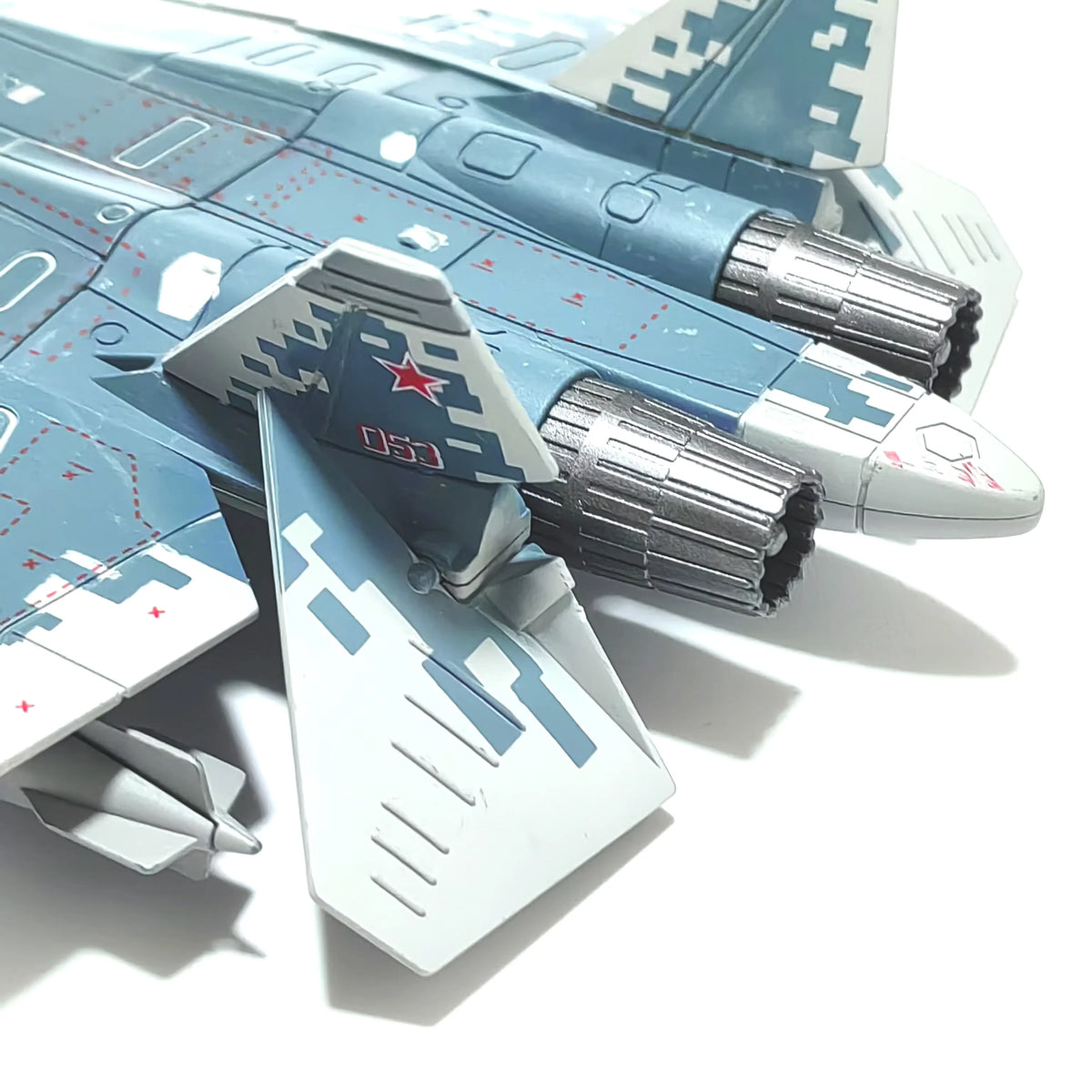 1:72 Scale SU-57S Stealth Fighter Aircraft Model Kit