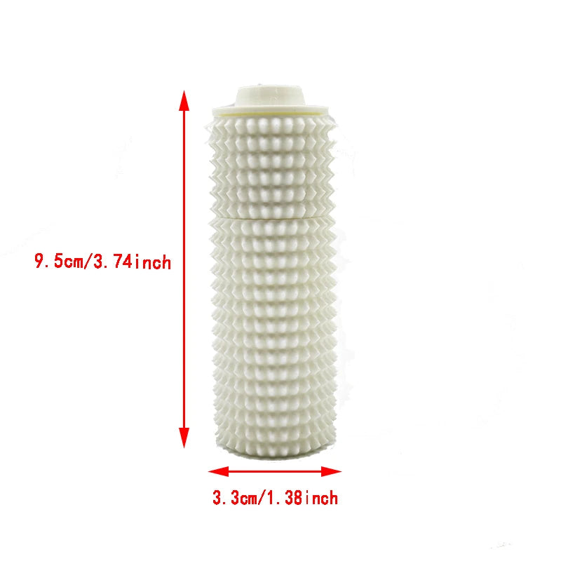 Rouleau anti-stress tactile blanc avec surface texturée et rainurée.