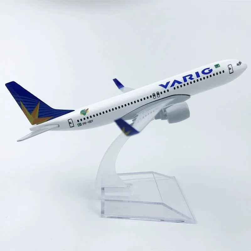 Diecast Metal Boeing Aircraft Model – 16 cm Collectible Display Piece