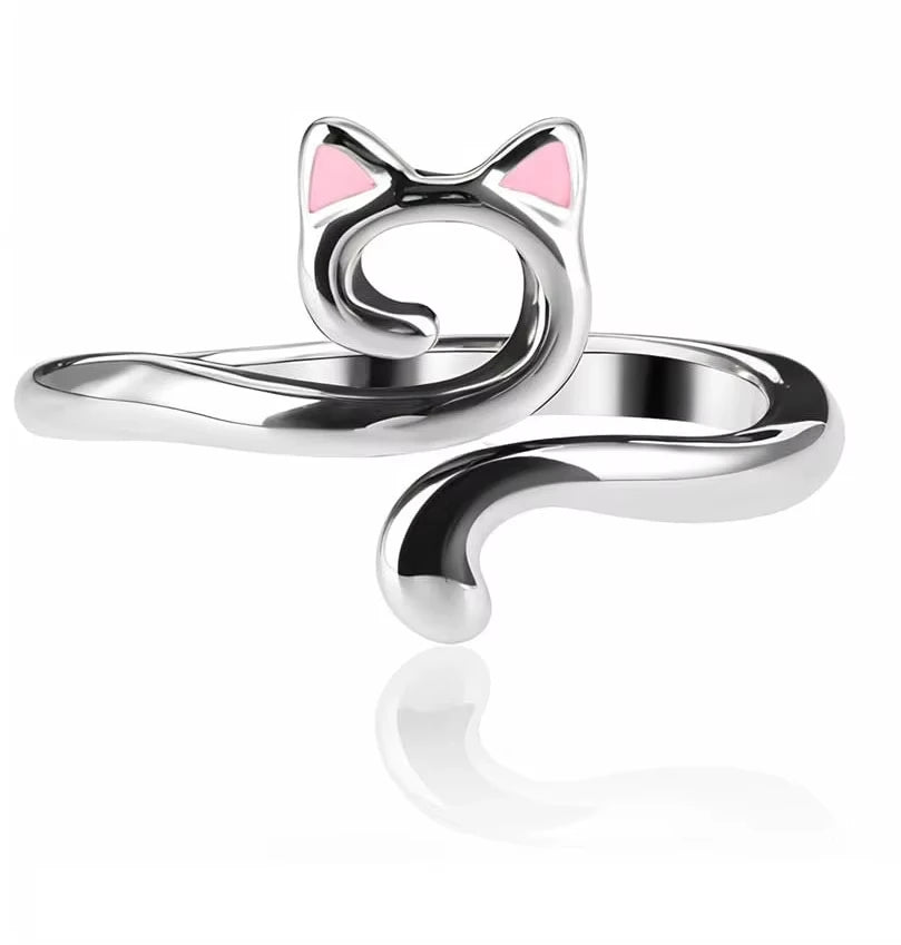 Silver adjustable cat-ear yarn guide ring for knitting and crochet