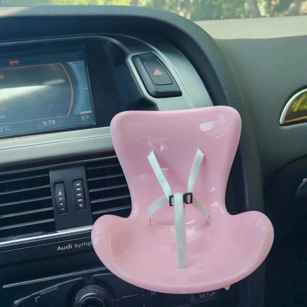 Cute Doll Car Seat & Air Vent Aromatherapy Holder