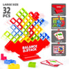 Grand ensemble de blocs rouges et verts pour un jeu de construction d'équilibre avec diverses pièces et une boîte.