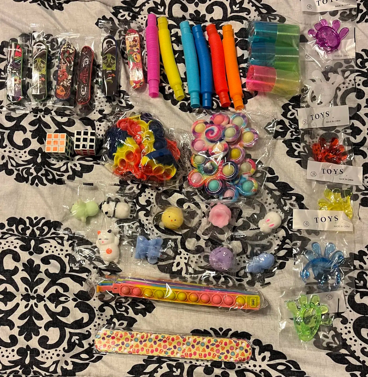 60-Pack Sensory Fidget Toys Set for Kids and Adults – Stress Relief Party Favors