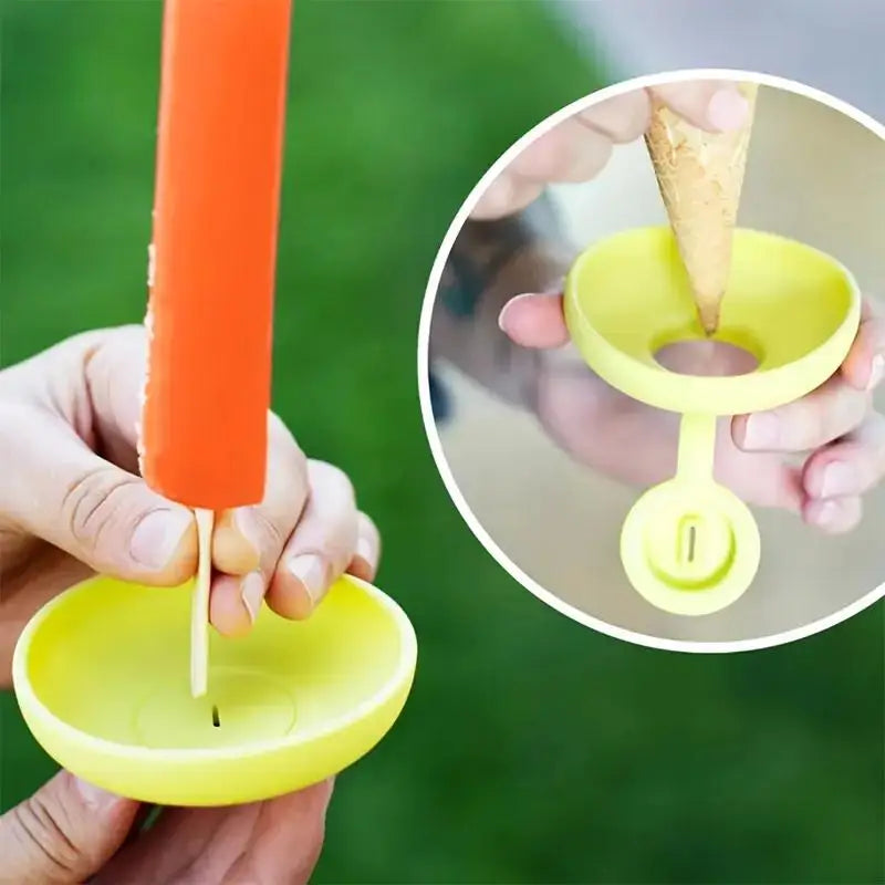 Hands hold a yellow silicone popsicle holder with a stick and an inset showing how to use it.