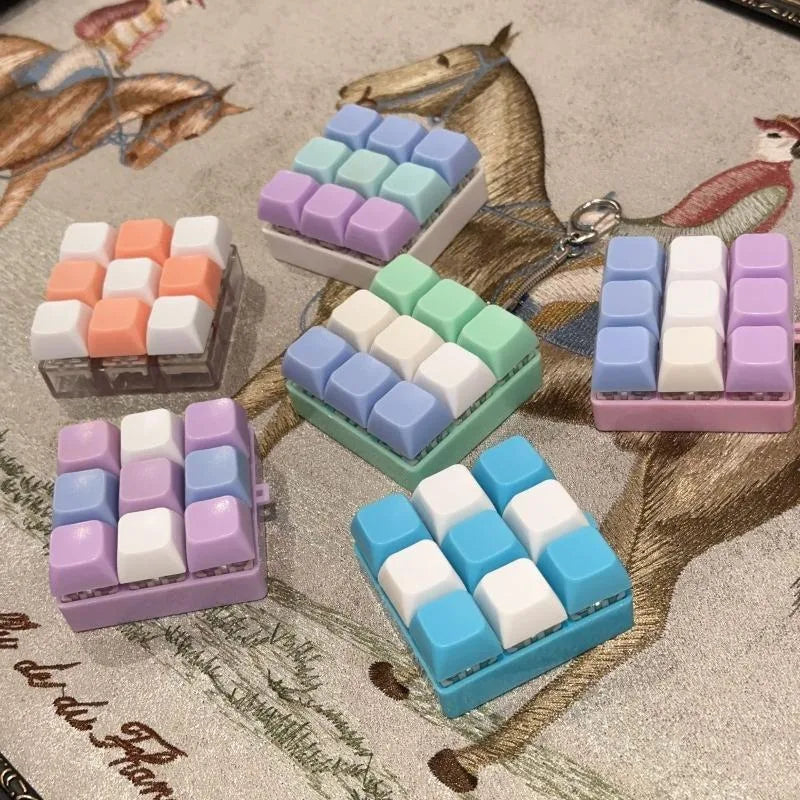 Mini Mechanical Keyboard Fidget Keychain with Clicking Keys