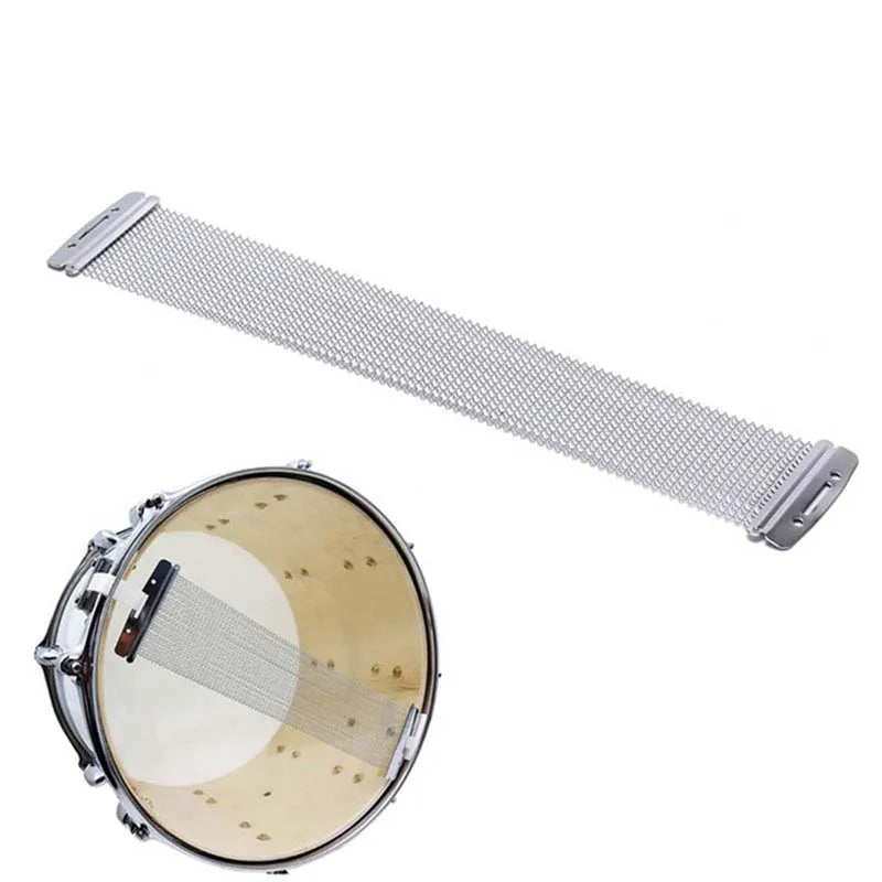 A long strip of metal wire strands used for snare drum or cajon construction.