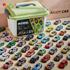 Collection de voitures jouets à ressort colorées présentées dans une boîte de rangement blanche.