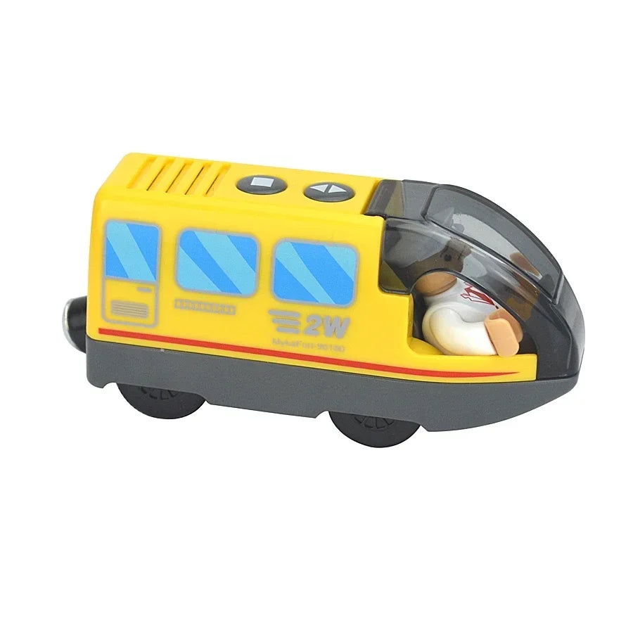 Magnetic Wooden Train Set with Locomotive and Two Carriages