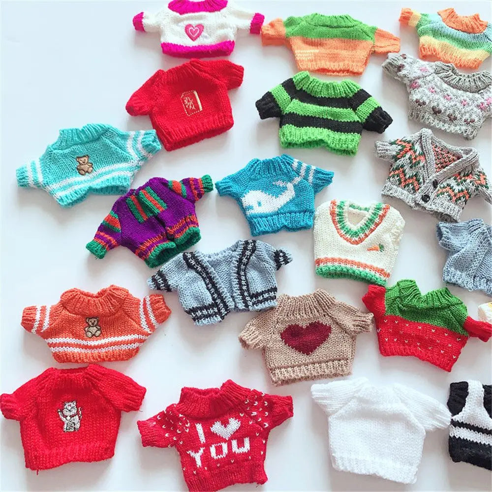 Fashionable Sweater and Vest Set for 20cm Plush Dolls