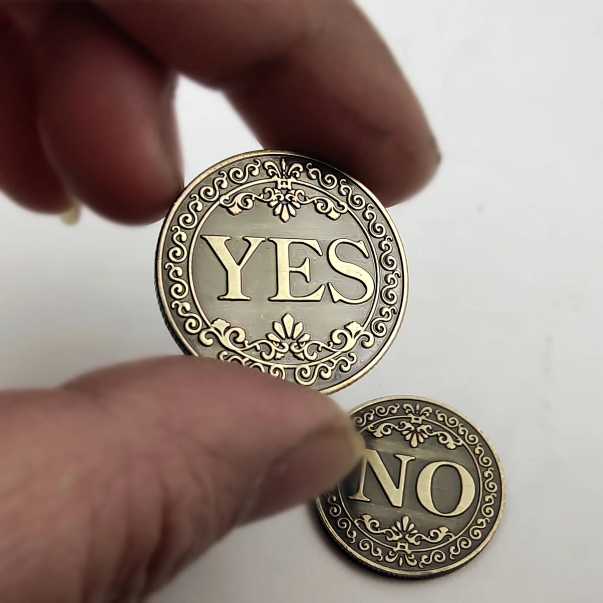 Yes or No Decision-Making Coin – Double-Sided Commemorative Badge