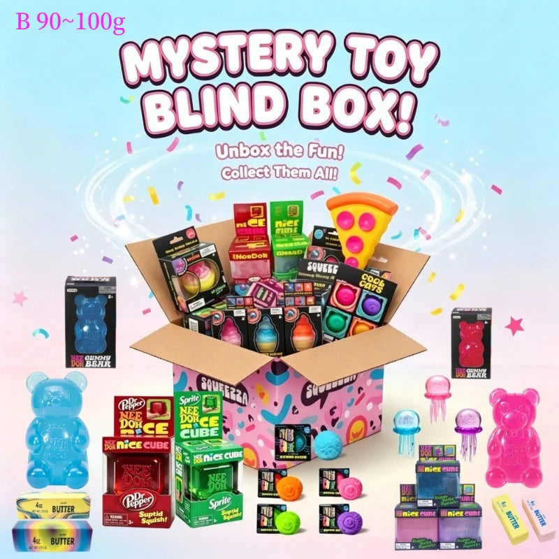 Buntes Geheimnis-Spielzeug Blindbox-Set mit verschiedenen Quietschspielzeugen und Zubehör in einer Kartonbox.