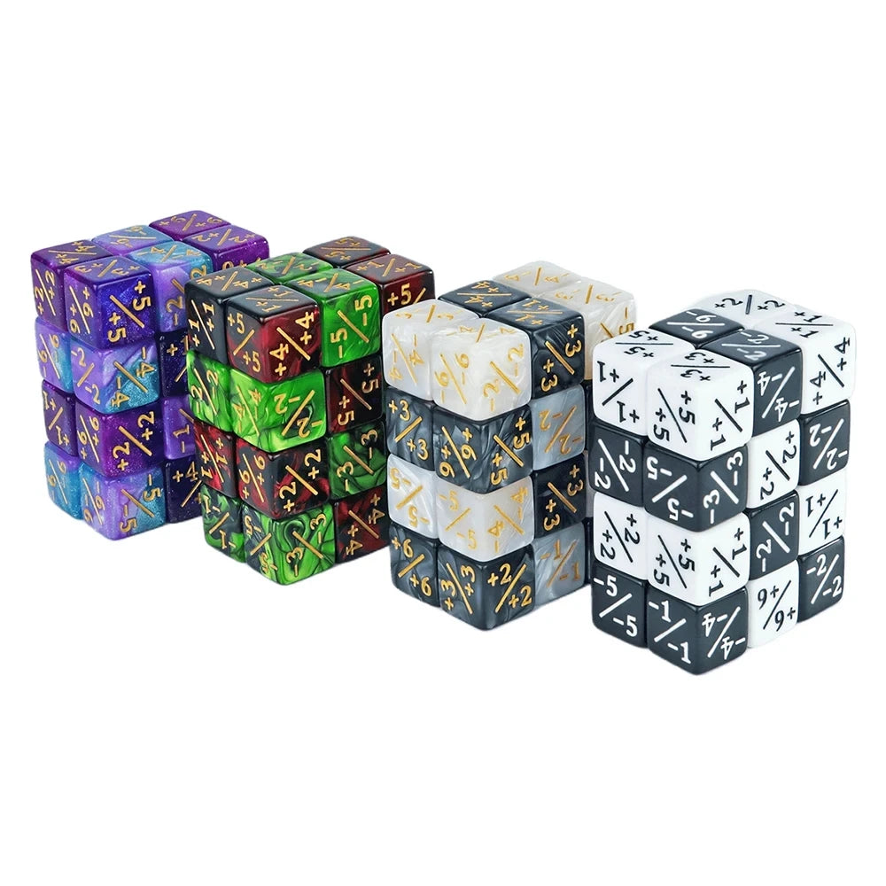 Collection de dix dés colorés à six faces, utilisés pour les jeux de société et le comptage.