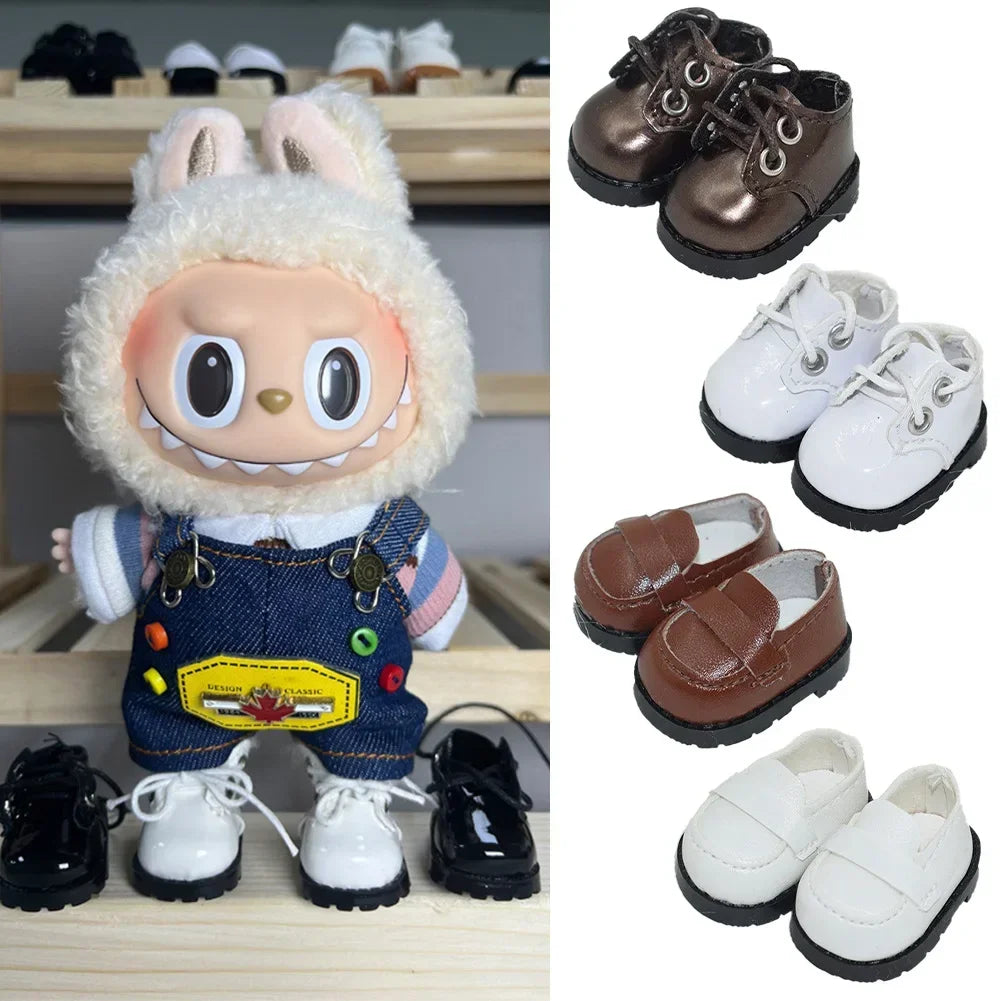 A set of casual sneakers for 17cm Labubu dolls, featuring brown and white shoes.