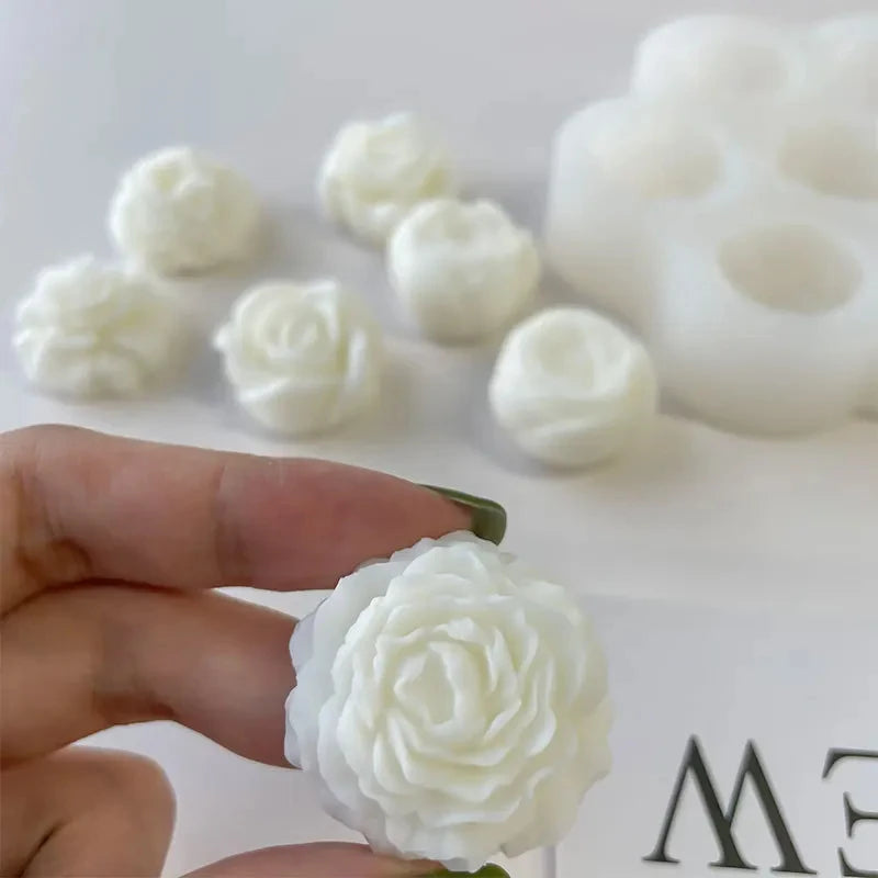 7-in-1 Flower Silicone Mold for Candles, Soap & Resin Crafts