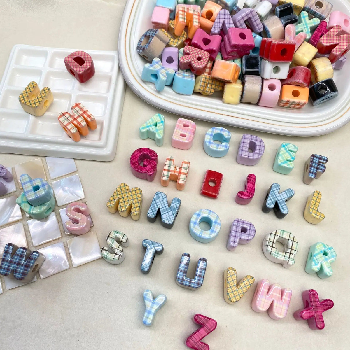 Acrylic Alphabet Beads for DIY Phone Chains and Keychains