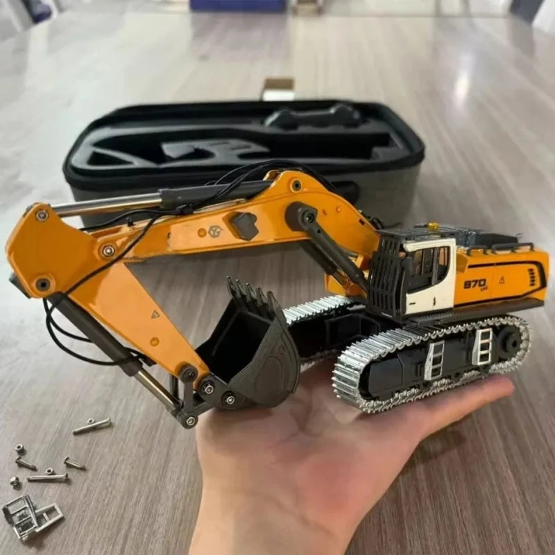 Alloy & Plastic Remote Control Excavator Engineering Toy