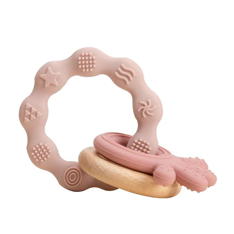 Pinkes Silikon-Dentierhandschuhe mit Cartoon-Bären-Design, texturierten Erhebungen und Wirbeln.