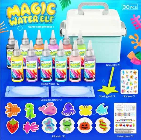 Eine Box mit Magic Water Elf Spielmaterial, einschließlich Gelperlen, Formen und Rührstäbchen für DIY-Sensorikspiel.