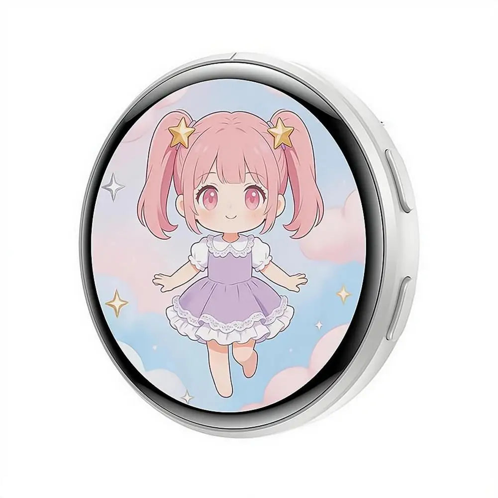 Badge numérique rond avec une fille anime aux cheveux roses et grands yeux sur fond bleu clair.