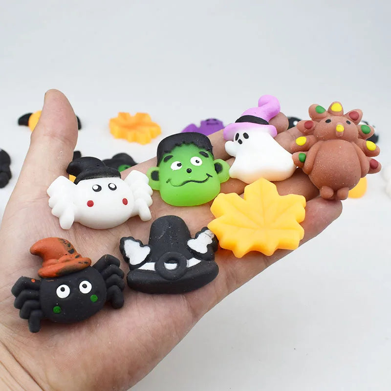 Halloween Mochi Squishy Toys – Soft Pumpkin, Ghost & Bat Stress Relievers