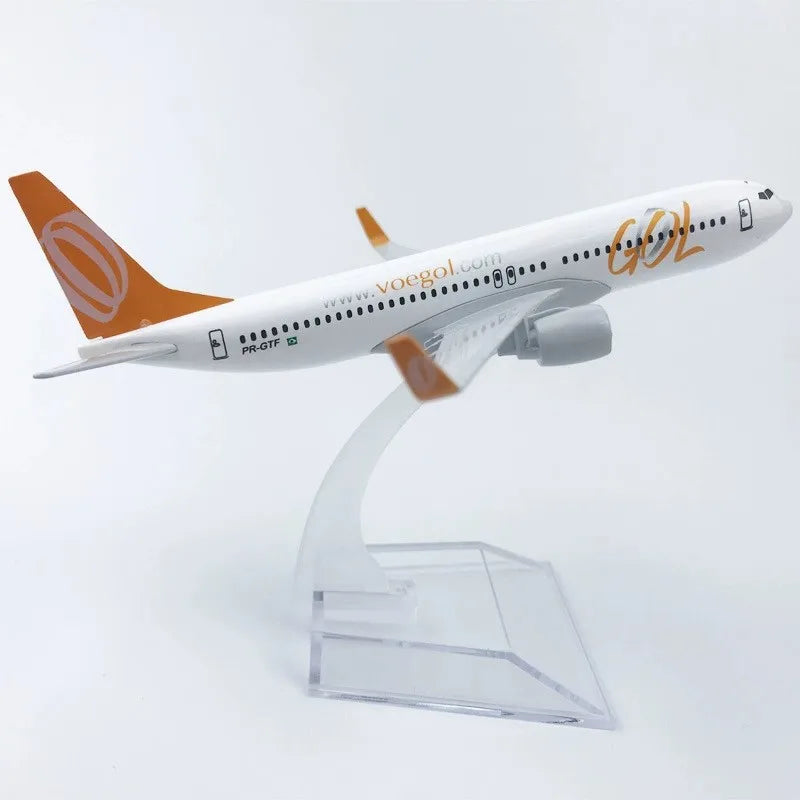 Diecast Metal Boeing Aircraft Model – 16 cm Collectible Display Piece